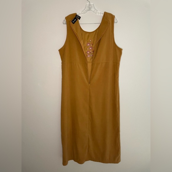 Tip Top Vintage Women's Maxi Dress Embroidered Sleeveless Brown Suede Empire - Picture 12 of 16